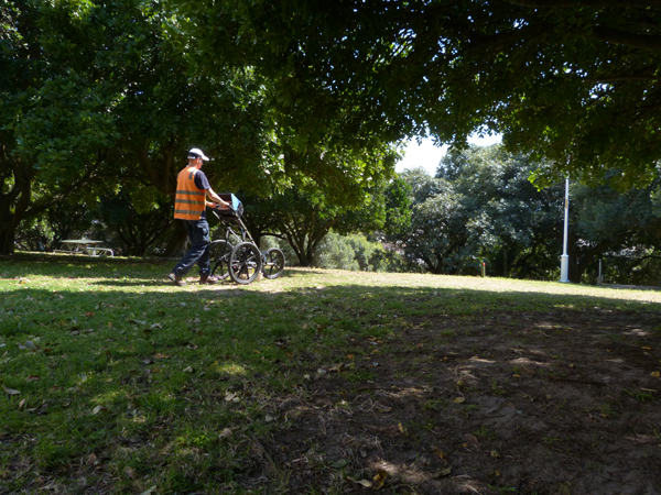 The surfvey was conducted using a Sir-3000, a 900Mhz antenna and a survey cart.